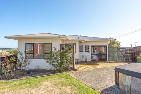 Photo of property in 11 Windsor Terrace, Durie Hill, Whanganui, 4500