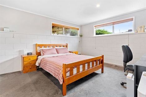 Photo of property in 4 Metcalfe Road, Ranui, Auckland, 0612