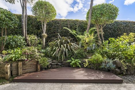 Photo of property in 2/42 Rua Road, Glen Eden, Auckland, 0602