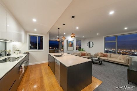 Photo of property in 6 Winifred Way, Belmont, Lower Hutt, 5010