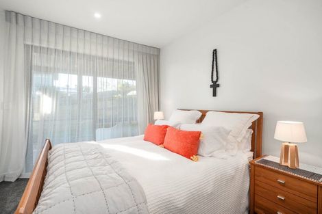 Photo of property in 21 Coprosma Crescent, Waipahihi, Taupo, 3330