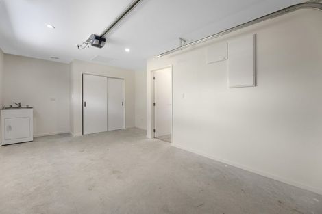 Photo of property in 100 Hagart-alexander Drive, Mosgiel, 9024