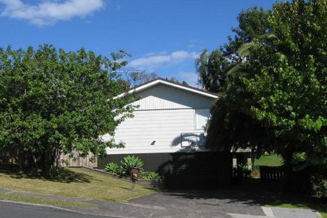 Photo of property in 53 Oaktree Avenue, Browns Bay, Auckland, 0630