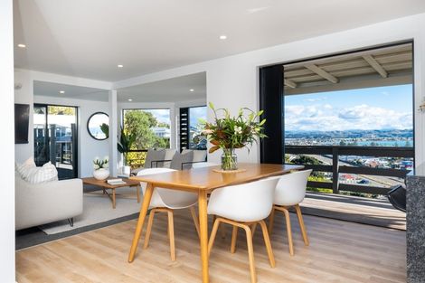 Photo of property in 11 Kowhai Road, Bluff Hill, Napier, 4110