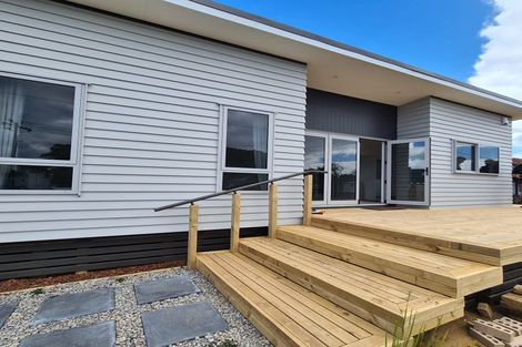 Photo of property in 2/7 Chapel Street, Papakura, 2110