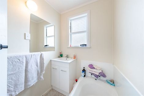 Photo of property in 12 Reynolds Street, Taita, Lower Hutt, 5011