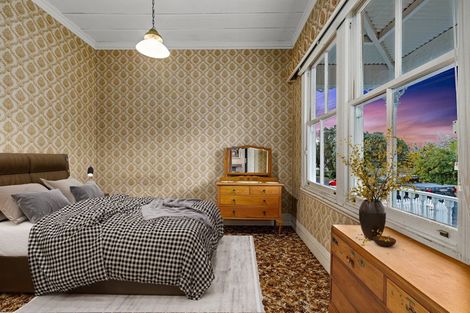 Photo of property in 64 Princes Street, Northcote Point, Auckland, 0627