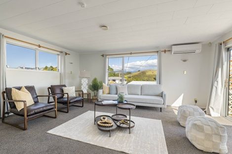 Photo of property in 94 Omata Road, Marfell, New Plymouth, 4310