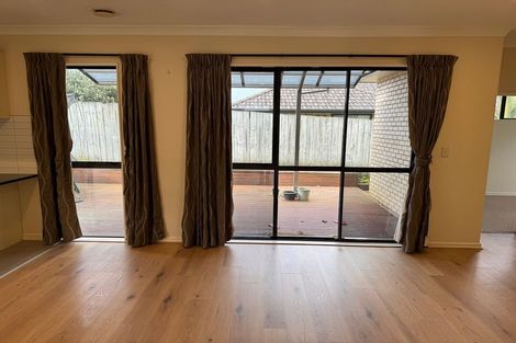 Photo of property in 3 Askerne Drive, Flat Bush, Auckland, 2016