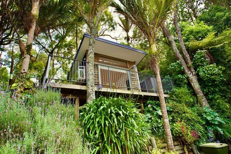 Photo of property in 14 Tinopai Road, Titirangi, Auckland, 0604