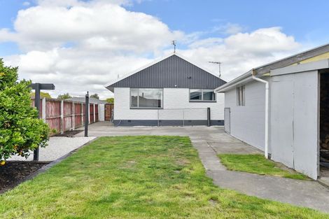 Photo of property in 25 Dunstan Crescent, Hornby, Christchurch, 8042
