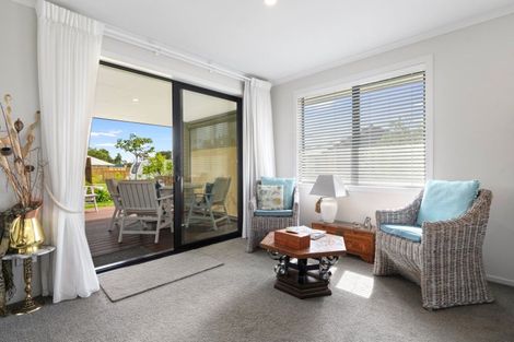 Photo of property in 2 Vesey Drive, Katikati, 3129