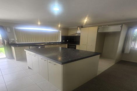 Photo of property in 244a Queen Street, Pukekohe, 2120