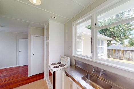 Photo of property in 14 Vincent Drive, Levin, 5510