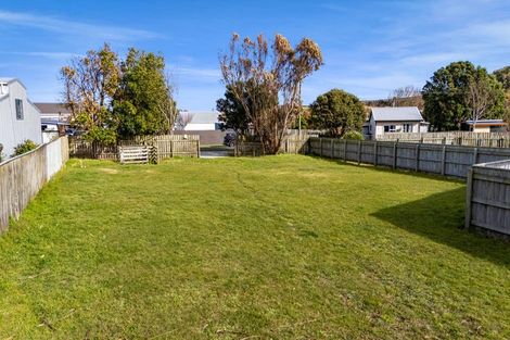 Photo of property in 4 Kawei Road, Ohawe, Hawera, 4671