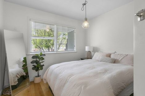 Photo of property in 19 Church Street, Northcote Point, Auckland, 0627