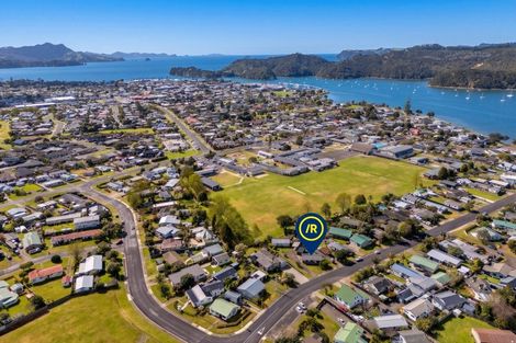 Photo of property in 33a Sarah Avenue, Whitianga, 3510