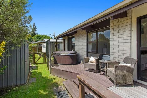 Photo of property in 10 Tawhara Place, Edgecumbe, 3120