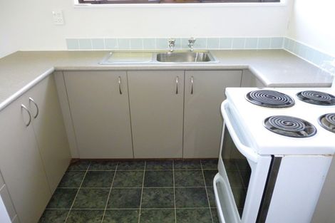 Photo of property in 2/30 Karepo Crescent, Ranui, Auckland, 0612