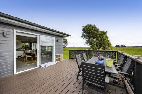 Photo of property in 11 High Street, Eltham, 4322