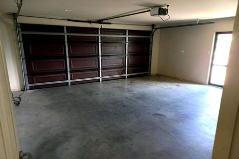 Photo of property in 17 Rivervale Grove, Stanmore Bay, Whangaparaoa, 0932