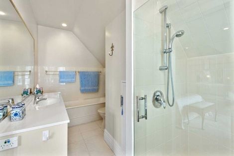 Photo of property in 12 Makora Street, Fendalton, Christchurch, 8041