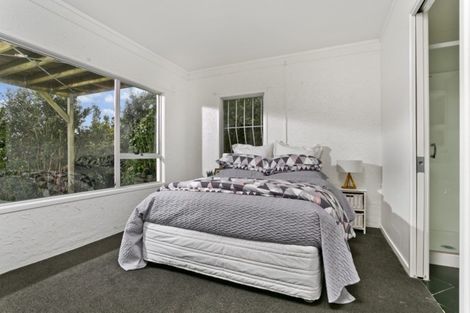 Photo of property in 65 Churchill Road, Murrays Bay, Auckland, 0630