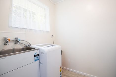 Photo of property in 9/2 Waterloo Place, Westown, New Plymouth, 4310