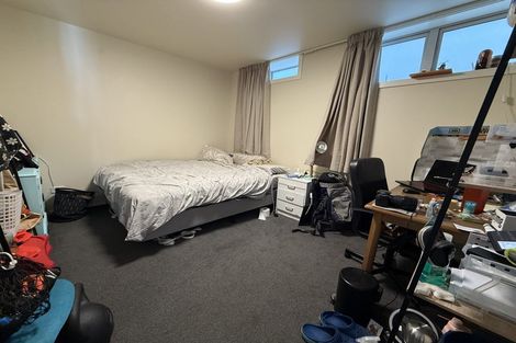 Photo of property in 59 Pirie Street, Mount Victoria, Wellington, 6011