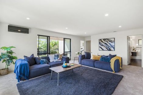 Photo of property in 74 Oakway Drive, Schnapper Rock, Auckland, 0632