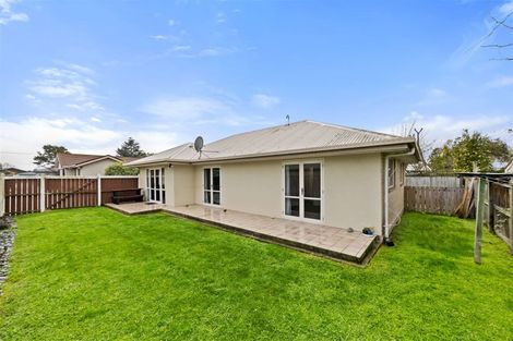 Photo of property in 16a Dunedin Street, Redwood, Christchurch, 8051
