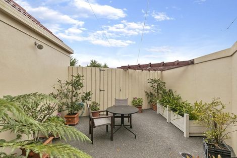 Photo of property in 3/35 Cliff Road, Saint Heliers, Auckland, 1071