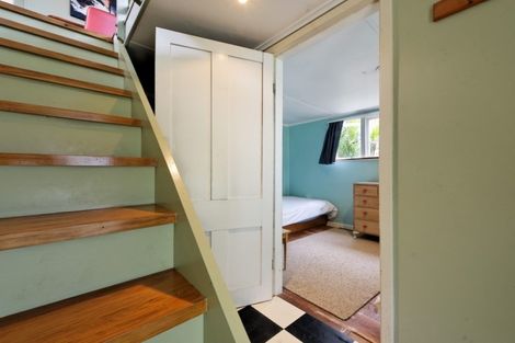 Photo of property in 25 Rayner Road, Piha, 0772