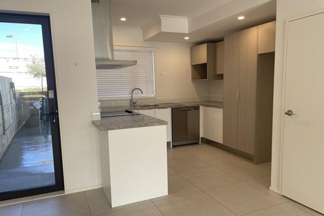 Photo of property in 26b Titoki Street, Te Atatu Peninsula, Auckland, 0610