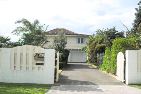 Photo of property in 237 Clifton Road, Te Awanga, 4102