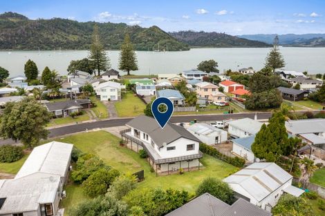 Photo of property in 81 Catherine Crescent, Whitianga, 3510