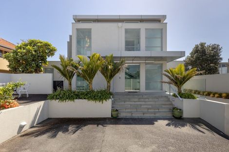 Photo of property in 389a Oceanbeach Road, Mount Maunganui, 3116