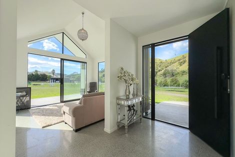 Photo of property in 387 Wentworth Valley Road, Whangamata, 3691