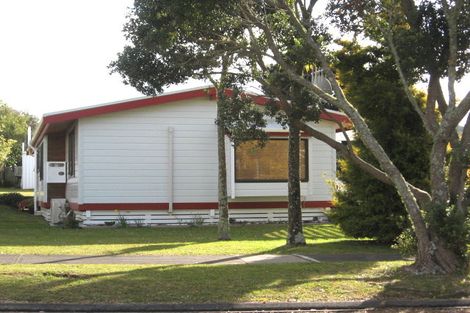 Photo of property in 11 Kauri Place, Tairua, 3508