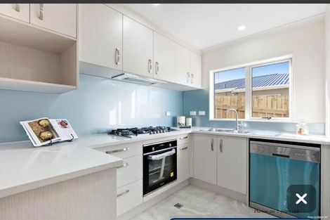 Photo of property in 4a Bill Phillip Place, Clendon Park, Auckland, 2103