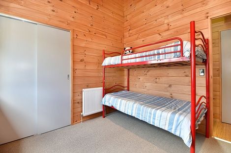 Photo of property in 4 Kanuka Road, Sandspit, Warkworth, 0982