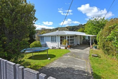 Photo of property in 1/45 Dowling Grove, Silverstream, Upper Hutt, 5019