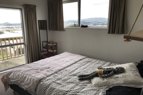 Photo of property in 4/7 Rangitane Street, Maupuia, Wellington, 6022