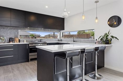 Photo of property in 12 Ruru Place, Oxford, 7430