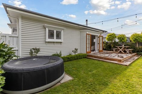 Photo of property in 36 Hinemoa Street, Spreydon, Christchurch, 8024