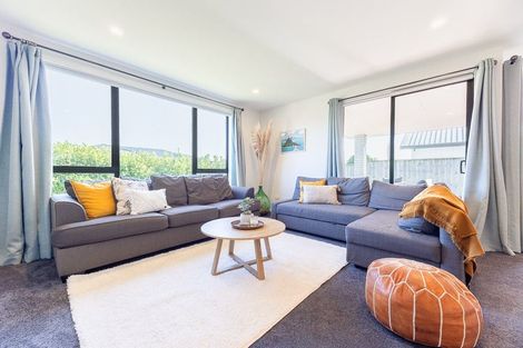 Photo of property in 12 Teiaroa Street, Waikanae, 5036