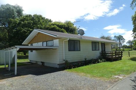Photo of property in 2/24 Middle Road, Havelock North, 4130