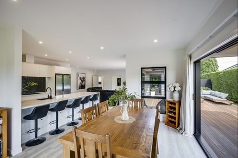 Photo of property in 16 Napier Street, Jervoistown, Napier, 4112