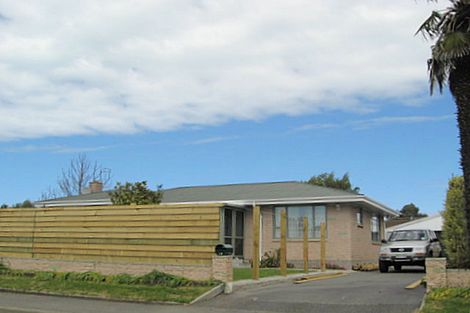 Photo of property in 13 Petries Road, Woodend, 7610