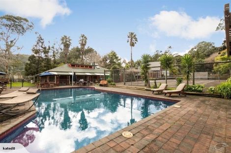 Photo of property in 118 Bethells Road, Waitakere, Henderson, 0781